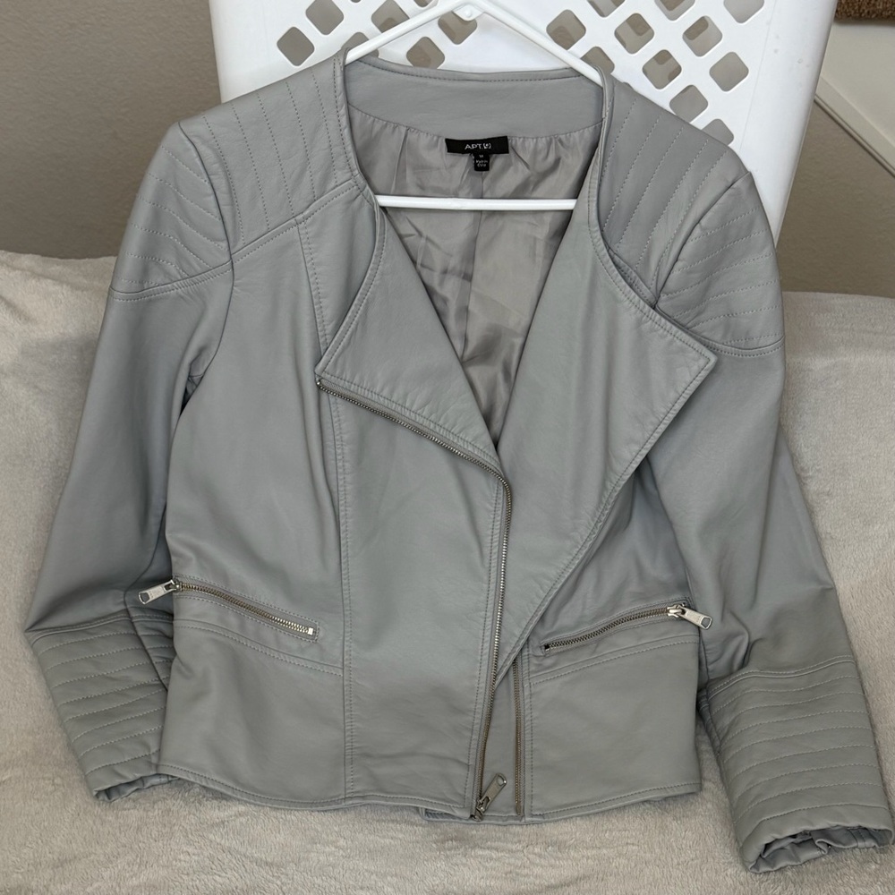 NWOT Women's Gray Faux Leather Jacket
